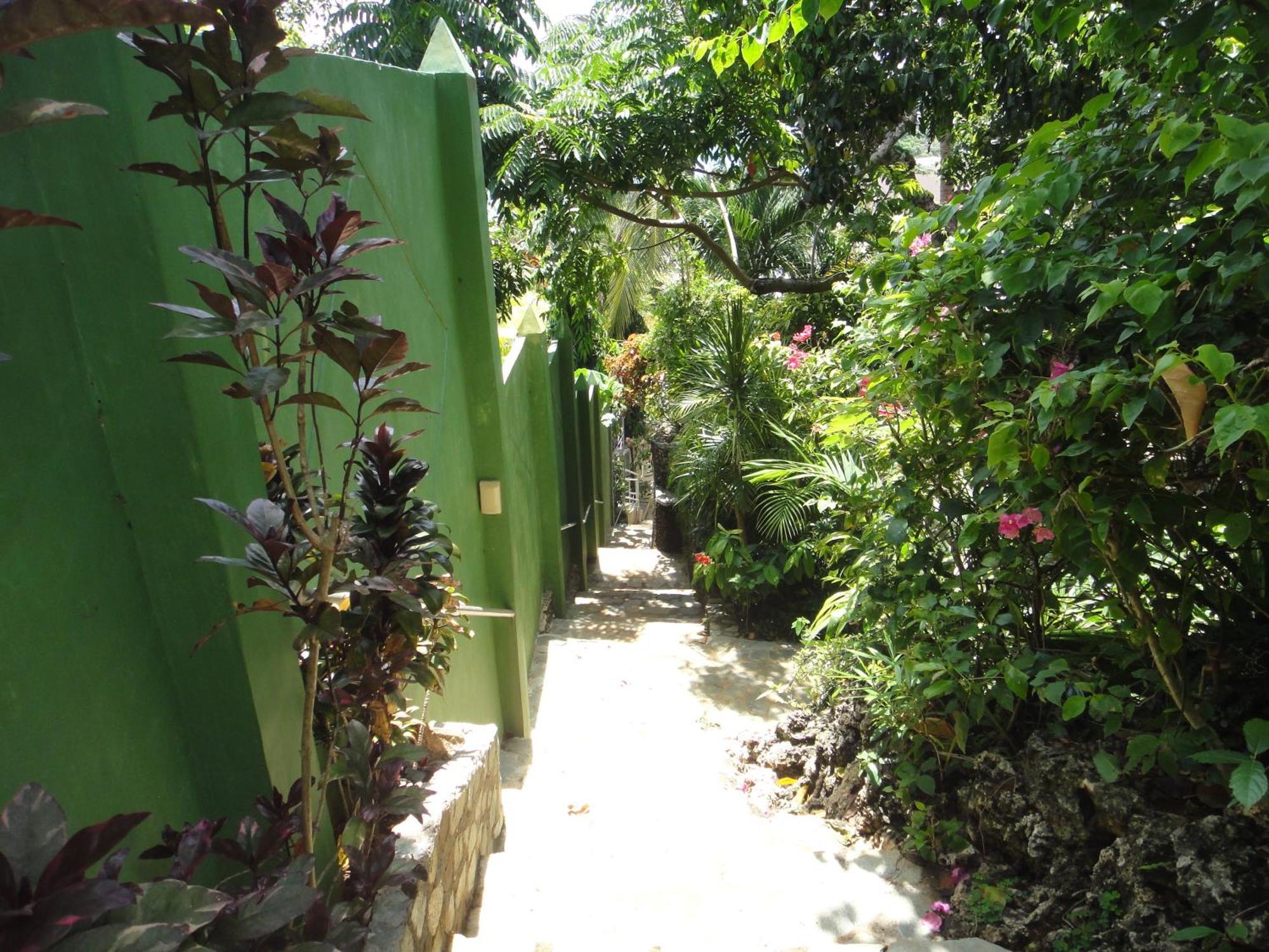 Argonauta Boracay Apartment Suites And Villas Boracay Island Exterior foto